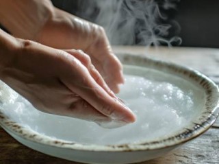 凯泽燃气灶售后上门服务阐释♛燃气灶油污轻松去除技巧