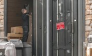 OSAM防盗门售后官网电话预约分析ぁ成都至营口防盗门专业托运服务